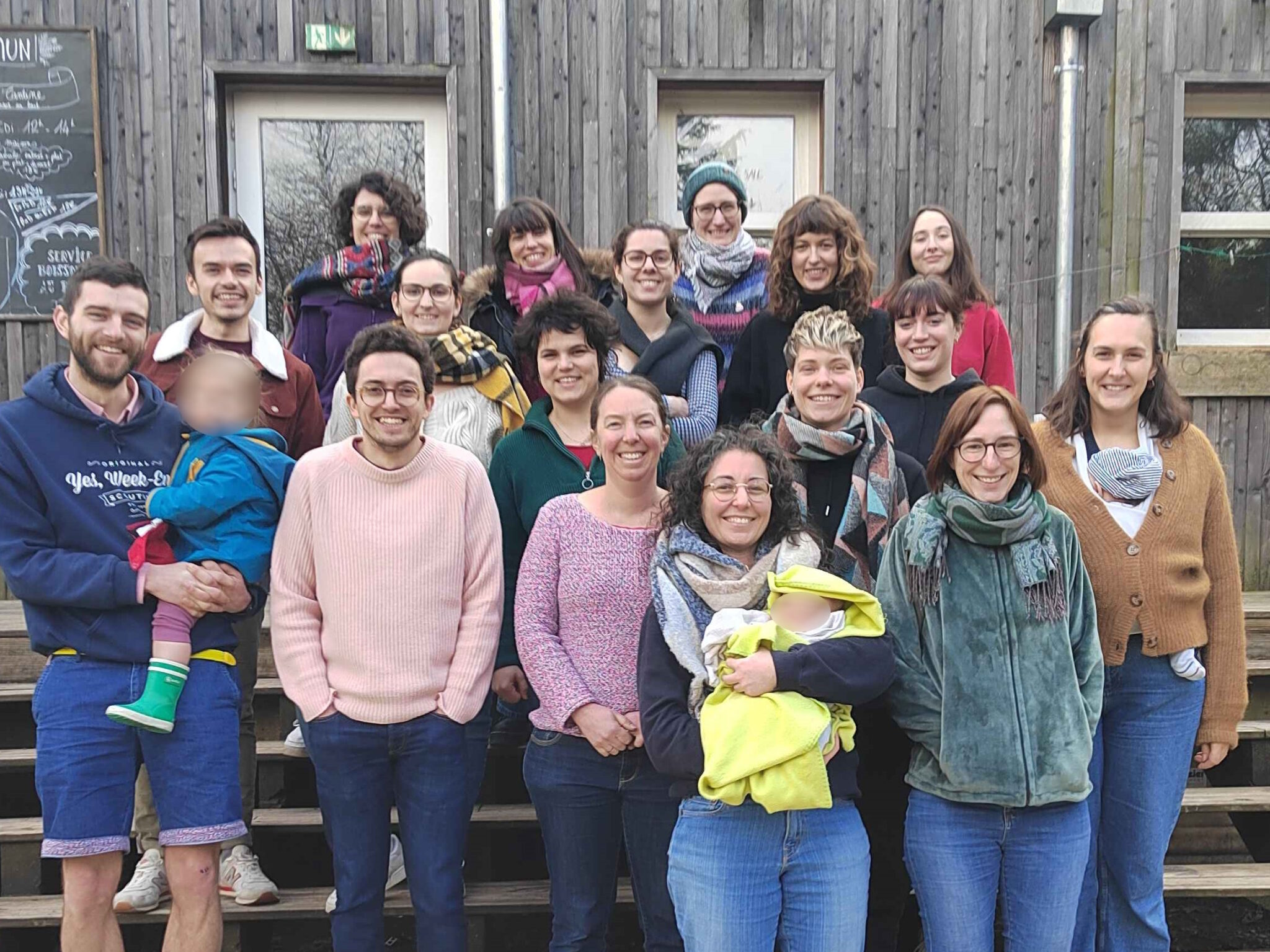 Photo de bénévoles de disQutons